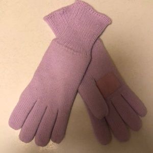 Lilac Gloves